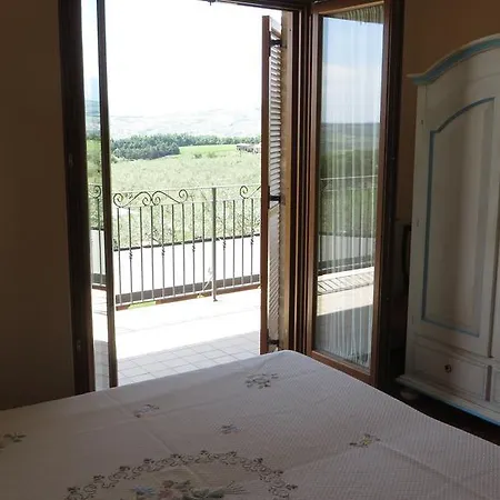 Agriturismo Olivuccia Lantgård *