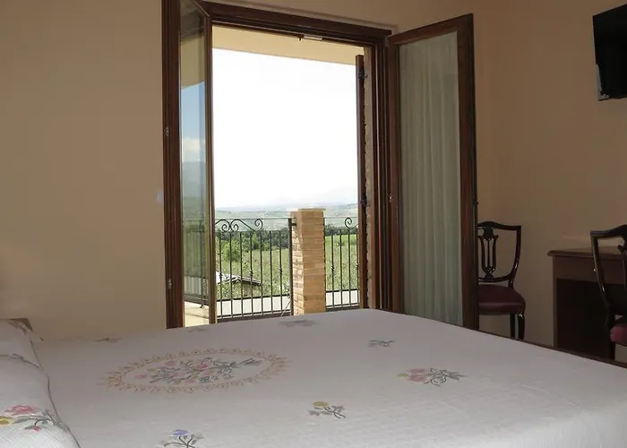 Agriturismo Olivuccia *