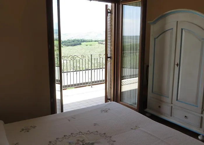 Agriturismo Olivuccia Фермерский дом *